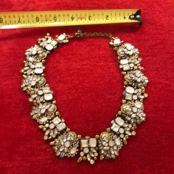 Elegant Gold and Silver Statement Necklace - Picture 6 of 9